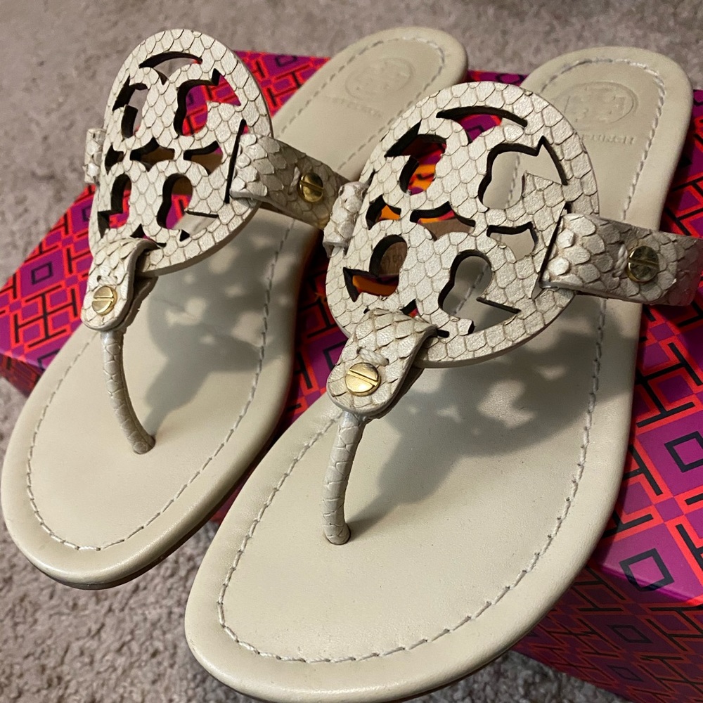 Beautiful Cream Tory Burch Sandals